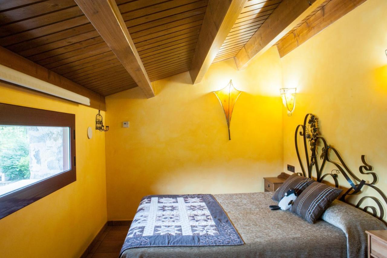 Mas La Riera Guest House Campdevánol Cameră foto